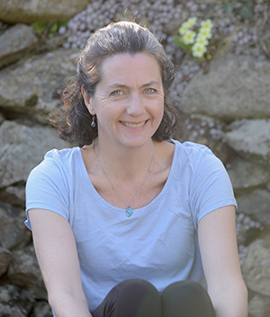 Oona Frawley